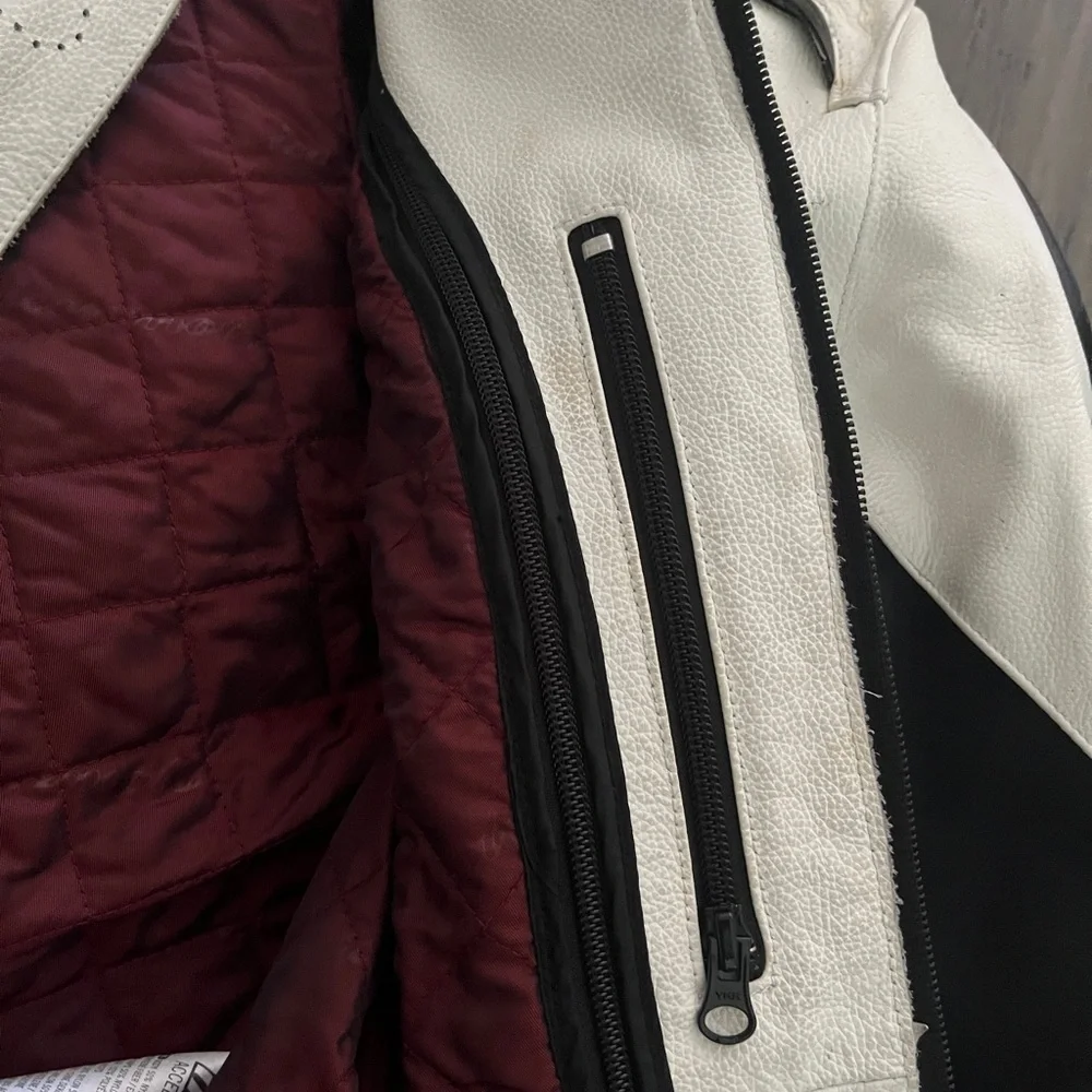 ICON Men’s Leather Motorcycle Jacket With Body Armor Size Medium - Picture 11 of 12